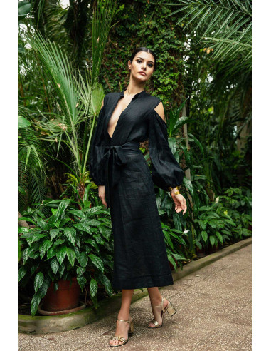 MEDIUM TUNIC DRESS - WITH PUNGE NECK LINE AND SPLIT PUFFED SLEEVES