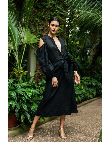 MEDIUM TUNIC DRESS - WITH PUNGE NECK LINE AND SPLIT PUFFED SLEEVES